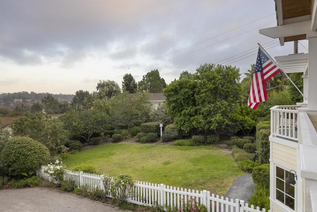 Detail Gallery Image 8 of 47 For 594 Rancho Santa Fe Road, Encinitas,  CA 92024 - 6 Beds | 3/1 Baths