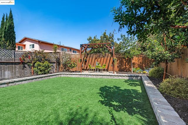 Image 52 of 59 For 934 Apgar St
