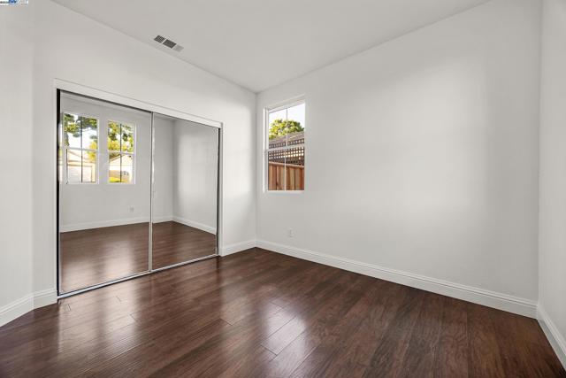 6424 Altamar Cir., Livermore CA: https://media.crmls.org/mediaz/92045294-97fa-4556-b358-33d5d9b2e683.jpg