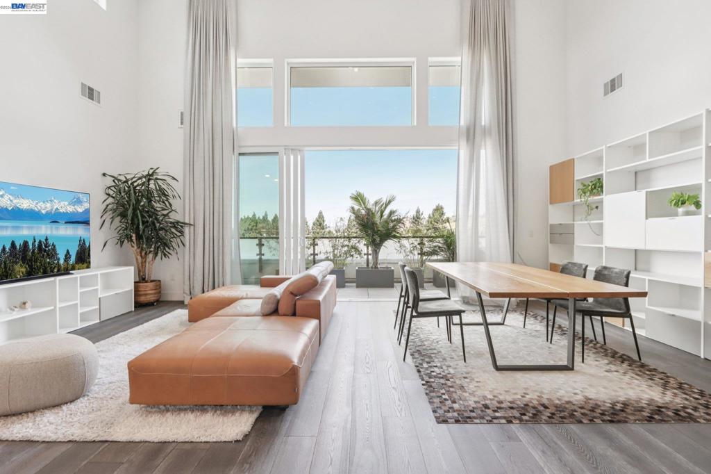 2348 Kinetic Cmn #311