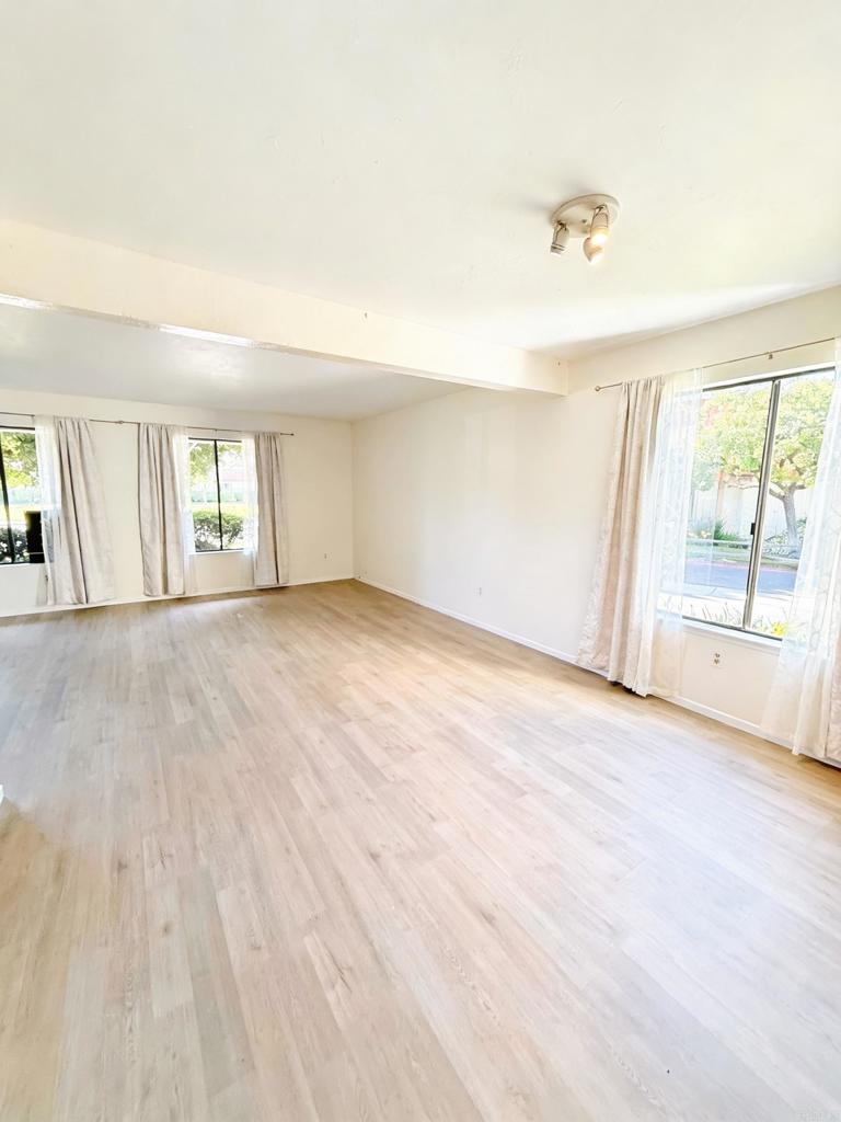 2901 Via Carrio - photo 16