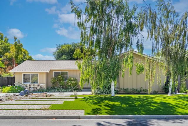 12099 Natoma Court, Saratoga CA: https://media.crmls.org/mediaz/9204cc9a-99e0-4366-9c5d-5e74b5375af9.jpg
