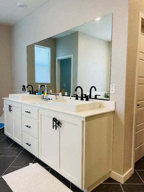 2749 Ambrosia Way, Fairfield CA: https://media.crmls.org/mediaz/92059200-4616-4aee-a807-9f74ff7baccb.jpg