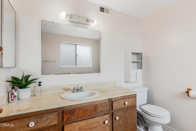 Detail Gallery Image 11 of 26 For 1014 N Modesto Ave, Camarillo,  CA 93010 - 4 Beds | 2/1 Baths
