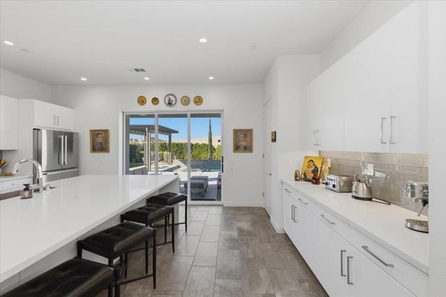 10 Iridium Way, Rancho Mirage, CA 92270