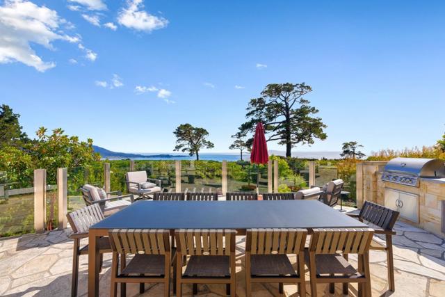 4038 Sunridge Road, Pebble Beach CA: https://media.crmls.org/mediaz/92064fb0-2ab7-4e9a-87d3-89d1a322939e.jpg