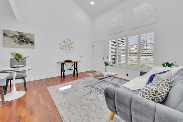 4040 Porte La Paz, San Diego CA: https://media.crmls.org/mediaz/9206a748-3194-40b8-9cc6-e4df9402508b.jpg