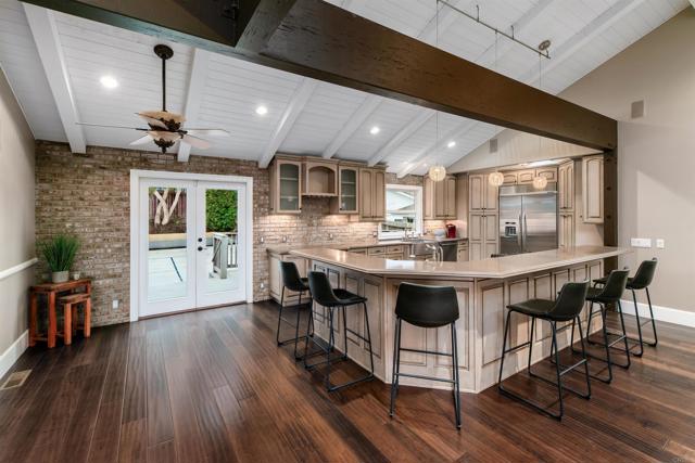 Detail Gallery Image 14 of 67 For 2645 Highland Dr, Carlsbad,  CA 92008 - 6 Beds | 4/1 Baths