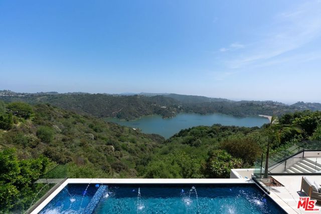 2180 Stradella Road, Los Angeles CA: https://media.crmls.org/mediaz/9206d935-b335-4ea4-b255-c8cf0f9ccb71.jpg
