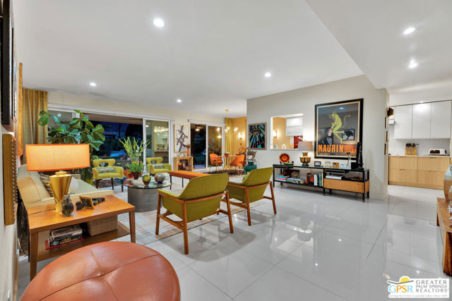 2285 S Calle Palo Fierro, Palm Springs, CA 92264