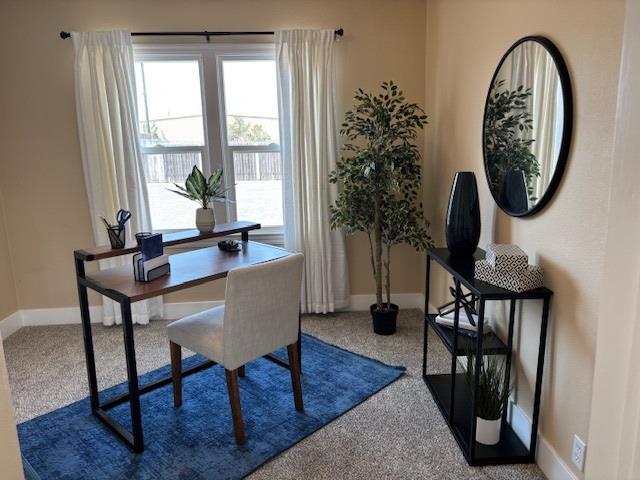 465 Flower Avenue, Santa Rosa CA: https://media.crmls.org/mediaz/920772d7-9d93-402e-82ec-308f76032445.jpg