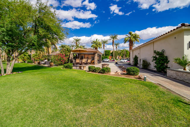 Image 11 of 27 For 80501 Avenue 48  141