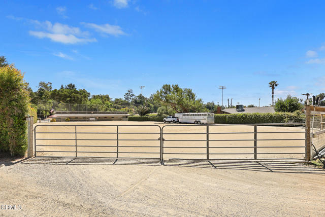 307 San Pascual Avenue, South Pasadena CA: https://media.crmls.org/mediaz/920820cf-c857-4f6a-b4c6-754ed3eb83ce.jpg