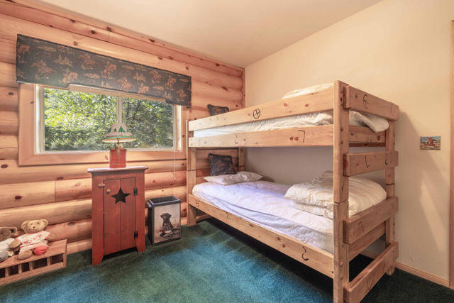1307 Pigeon Road, Big Bear CA: https://media.crmls.org/mediaz/92083dff-a5ad-496a-945d-4134f1342c79.jpg