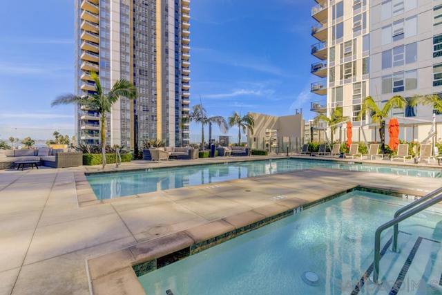 1388 Kettner Blvd, San Diego CA: https://media.crmls.org/mediaz/92084542-bfc2-41ac-b46d-cf24a80e4ae7.jpg
