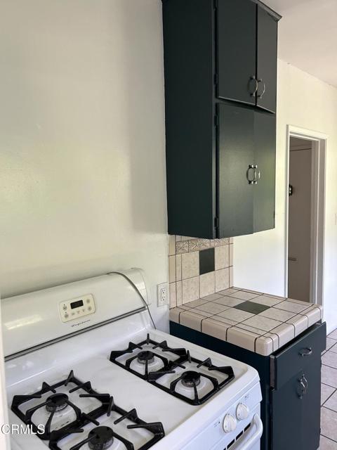 5621 Carlota Boulevard, Los Angeles CA: https://media.crmls.org/mediaz/92088ffd-831b-4751-a222-ee85a7828b11.jpg