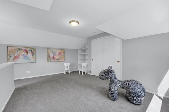 1633 Dallas Court, Los Altos CA: https://media.crmls.org/mediaz/9208f871-8fff-424e-9ca6-b95d228912b7.jpg
