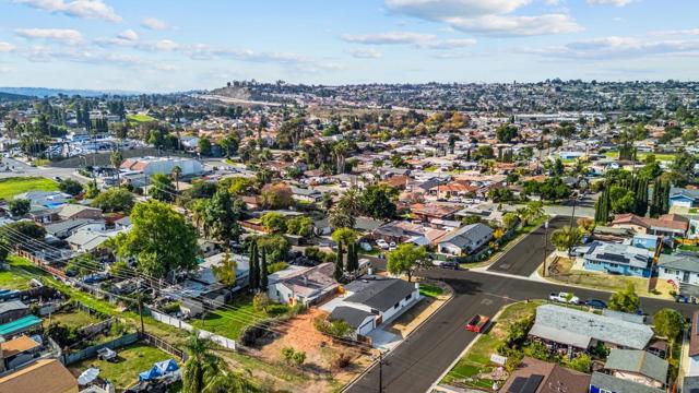 661 Concepcion, Spring Valley CA: https://media.crmls.org/mediaz/9209c47f-7670-40d8-8230-389f578b86d9.jpg