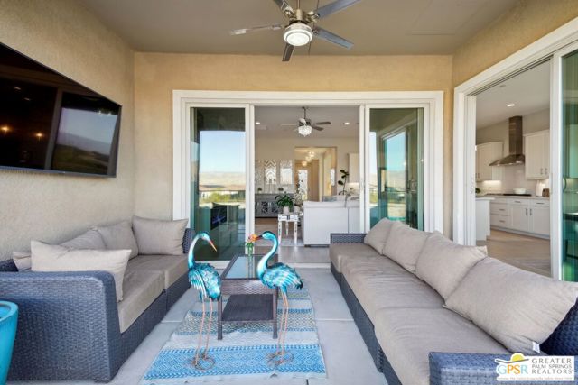 101 Zinfandel, Rancho Mirage CA: https://media.crmls.org/mediaz/920a88b7-e544-425a-a1dc-605594b59092.jpg