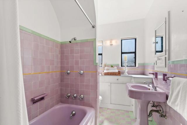 1003 Walnut Avenue, Santa Cruz CA: https://media.crmls.org/mediaz/920acf34-dbab-4d90-92ef-7eacd662ab6c.jpg
