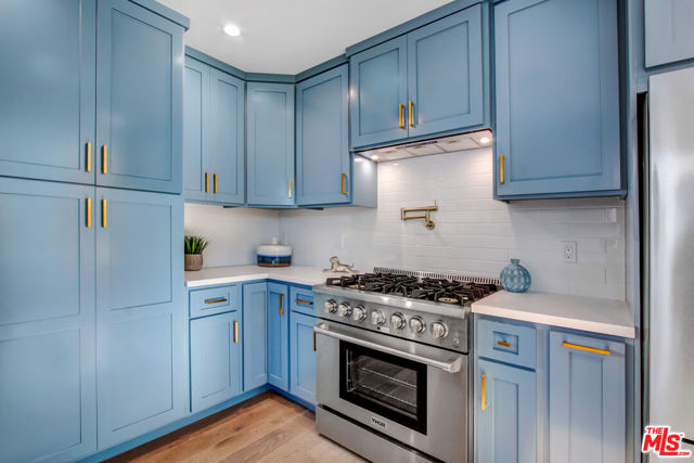 4130 Mclaughlin Avenue, Culver City CA: https://media.crmls.org/mediaz/920b81c0-1f09-44dd-a83c-5362b0d8b53b.jpg
