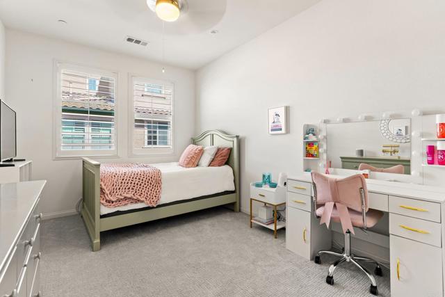 Detail Gallery Image 20 of 44 For 16094 Veridian Cir, San Diego,  CA 92127 - 3 Beds | 2/1 Baths