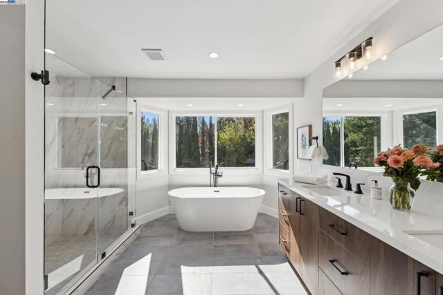 25 Mackenzie, Danville CA: https://media.crmls.org/mediaz/920bdc99-d7e6-4658-b24c-5bc564f19c04.jpg