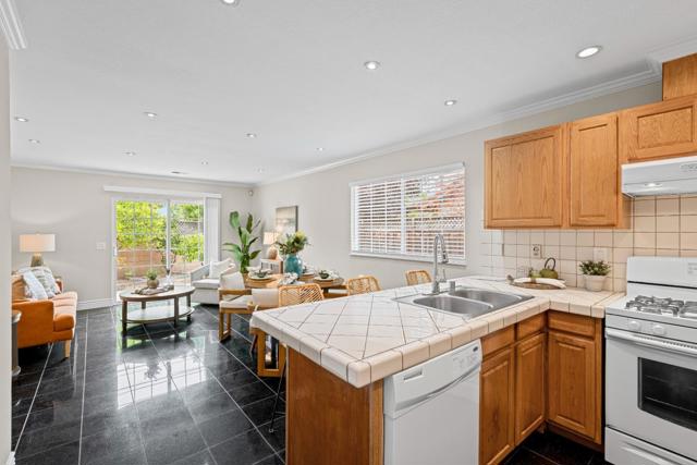 6084 Amador Place, Newark CA: https://media.crmls.org/mediaz/920c30d5-8609-444a-9827-5f85b8c95dec.jpg