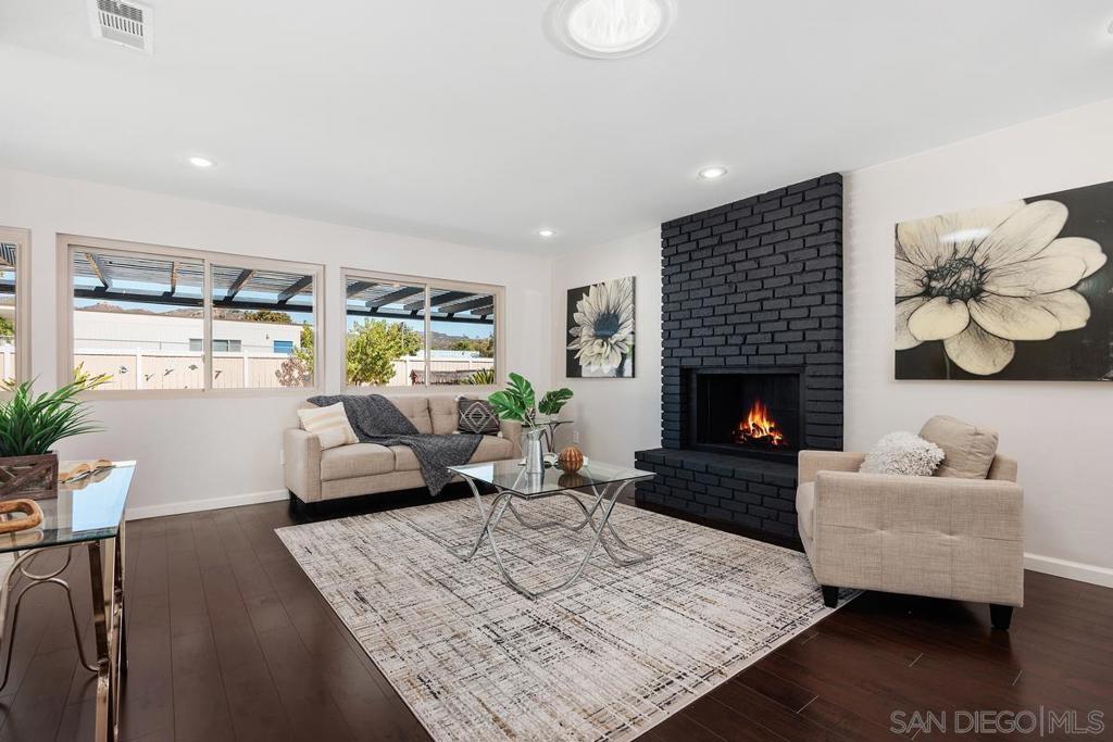 13325 Floral Ave