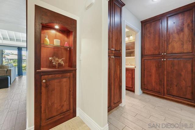 17706 Villamoura Dr, Poway CA: https://media.crmls.org/mediaz/920ccdc6-689e-46b2-8539-385a3e6fc88a.jpg
