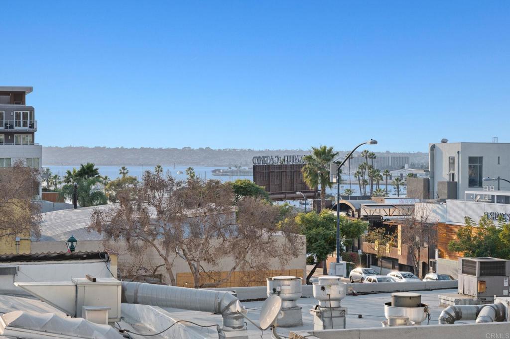 1970 Columbia Street - photo 7