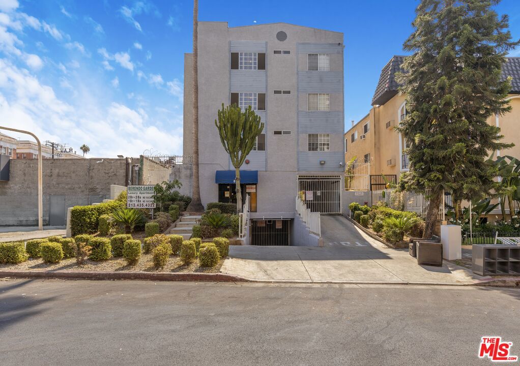 Multifamily at 810 S Berendo Street
