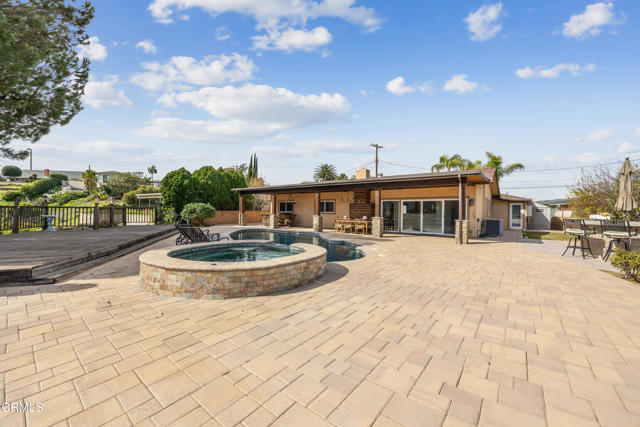 Detail Gallery Image 28 of 41 For 9350 Crystal View Dr, Los Angeles,  CA 91042 - 4 Beds | 3 Baths