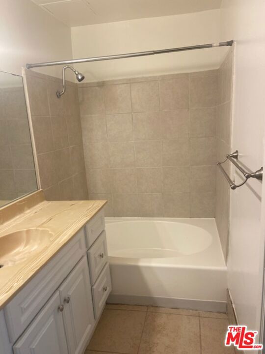 6468 Cavalleri Road photo 10