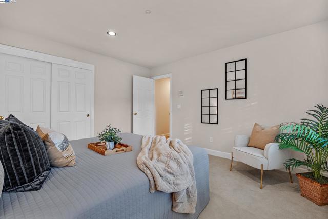 2215 Chardonnay Way, Livermore CA: https://media.crmls.org/mediaz/920deedf-862c-41ac-89db-037aa0e9e7b6.jpg