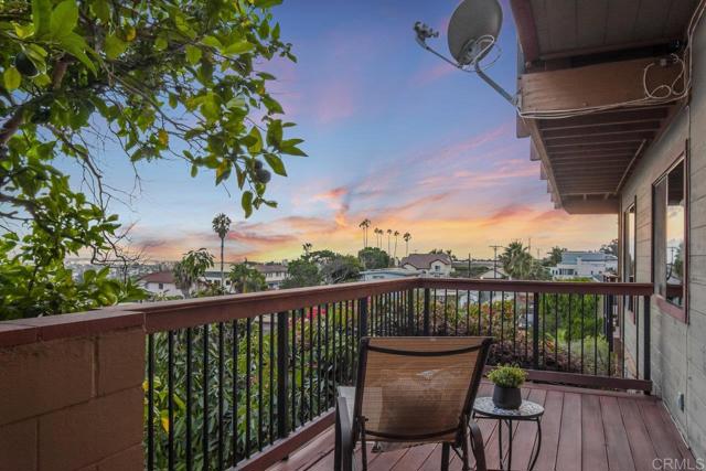 Image 40 of 61 For 2393 La Marque Street