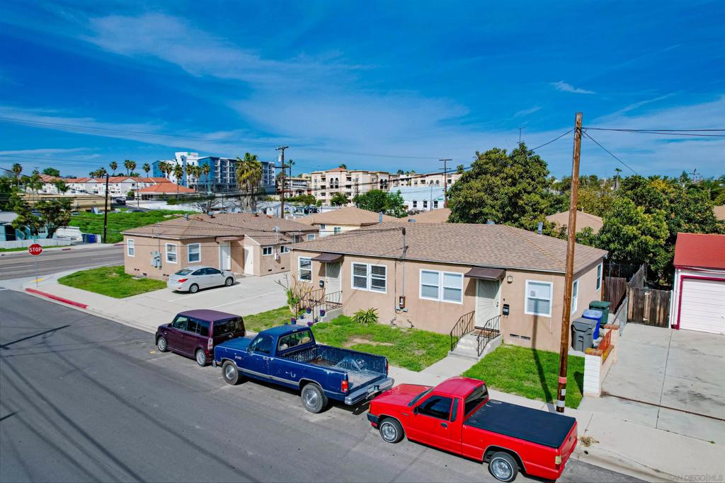 2102 E 8Th St, National City, CA 91950
