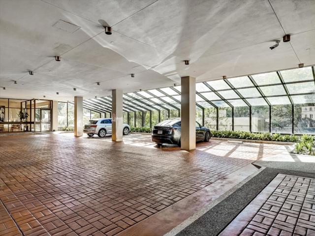 40 W 3rd Avenue, San Mateo CA: https://media.crmls.org/mediaz/9212514d-6820-459e-8270-eb7f5b3da901.jpg