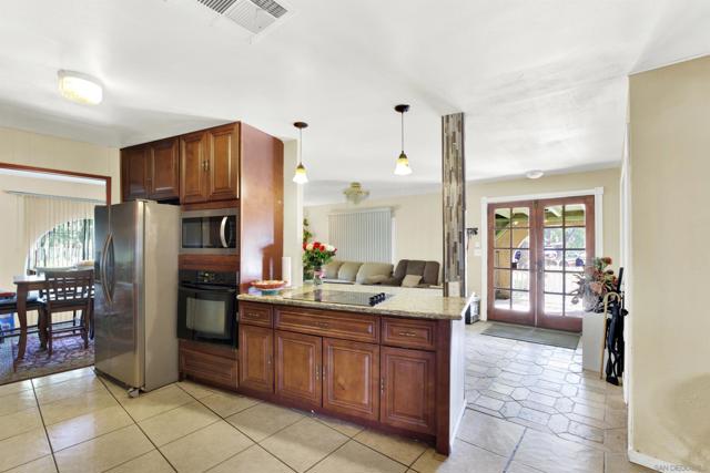 30100 Valley Center Rd., Valley Center CA: https://media.crmls.org/mediaz/9213cf6f-d367-4314-85f9-7fe33d6b5afb.jpg