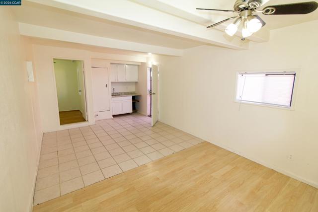 2929 Alta Mira Dr, Richmond CA: https://media.crmls.org/mediaz/9213dab3-7c00-4d28-be3f-7cc099ee8482.jpg