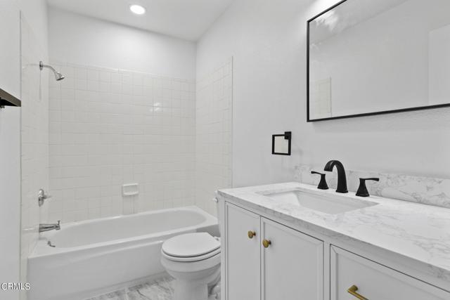 Detail Gallery Image 33 of 44 For 3764 via Pacifica Walk, Oxnard,  CA 93035 - 2 Beds | 2 Baths