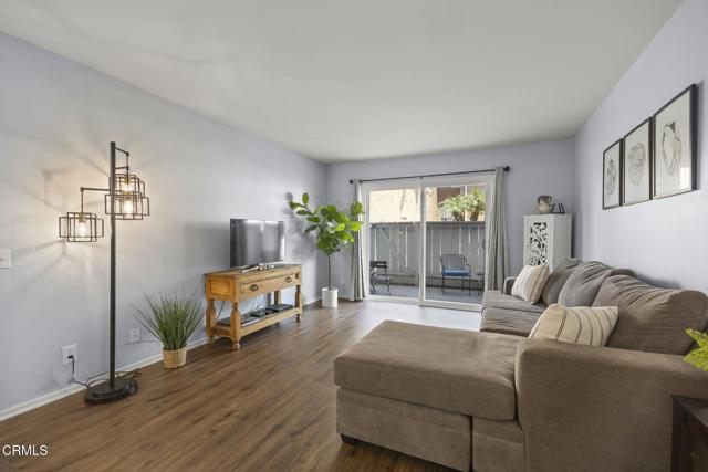 Detail Gallery Image 6 of 21 For 1300 Saratoga Ave #306,  Ventura,  CA 93003 - 2 Beds | 1 Baths