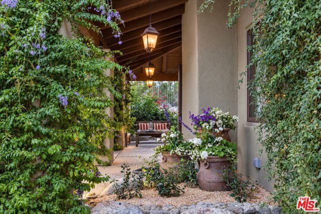 2489 Tuscany Heights Drive, Palm Springs, CA 92262