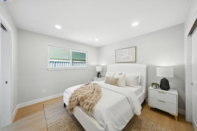 5525 Roosevelt Pl, Fremont CA: https://media.crmls.org/mediaz/92156a99-89f4-4ee0-8652-a644cb60ecdb.jpg