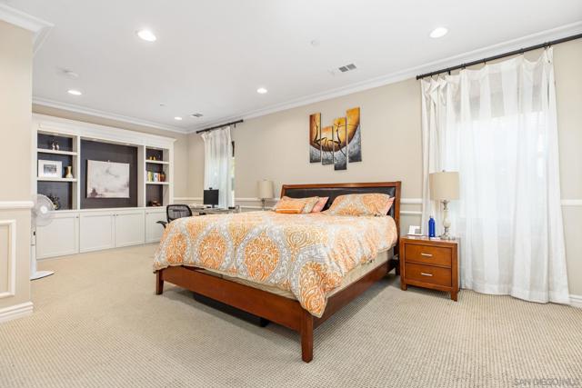 12712 Cloudbreak Ave, San Diego CA: https://media.crmls.org/mediaz/9215816e-7fc4-4cec-a63f-936bdd4b02e8.jpg