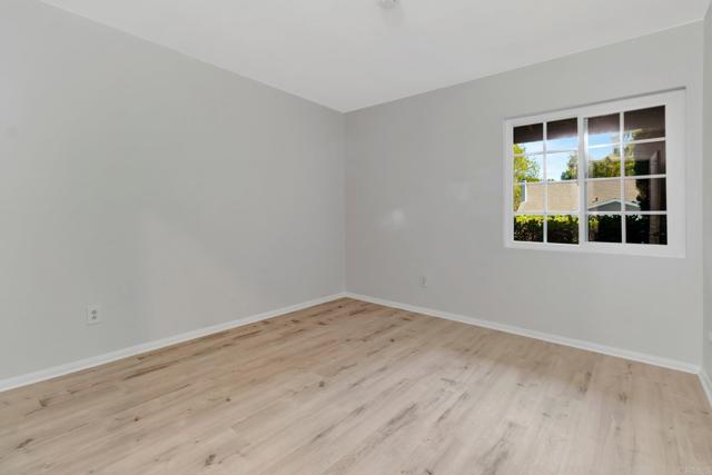 Image 13 of 28 For 15454 Nawa Court