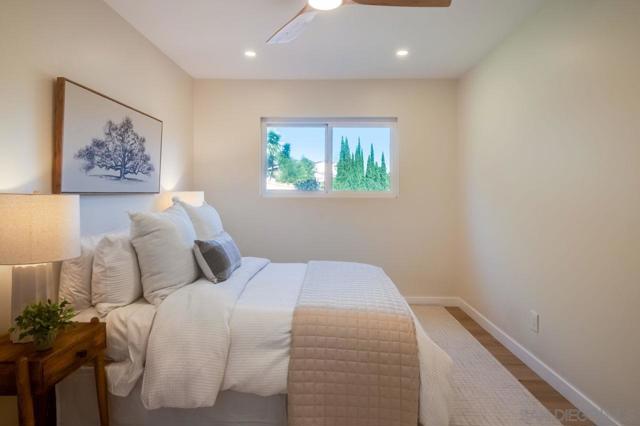 11384 Almazon St, San Diego CA: https://media.crmls.org/mediaz/92178fc5-8598-4fae-a752-1018432e099f.jpg