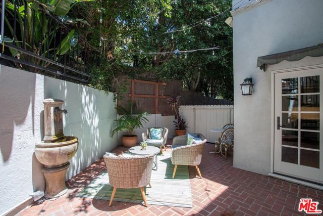 2055 Outpost Drive, Los Angeles CA: https://media.crmls.org/mediaz/921ace99-61b0-4bbf-bd6c-9c7b4bd56435.jpg