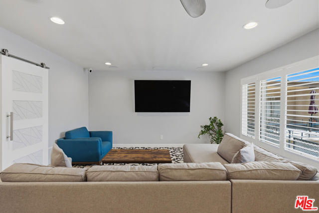 2 Bed Home for Sale in Los Angeles, California