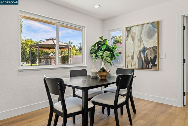 9822 Doyle Ct, Stockton CA: https://media.crmls.org/mediaz/921bd4f9-aa8d-40ba-83bb-d7785e979cbb.jpg